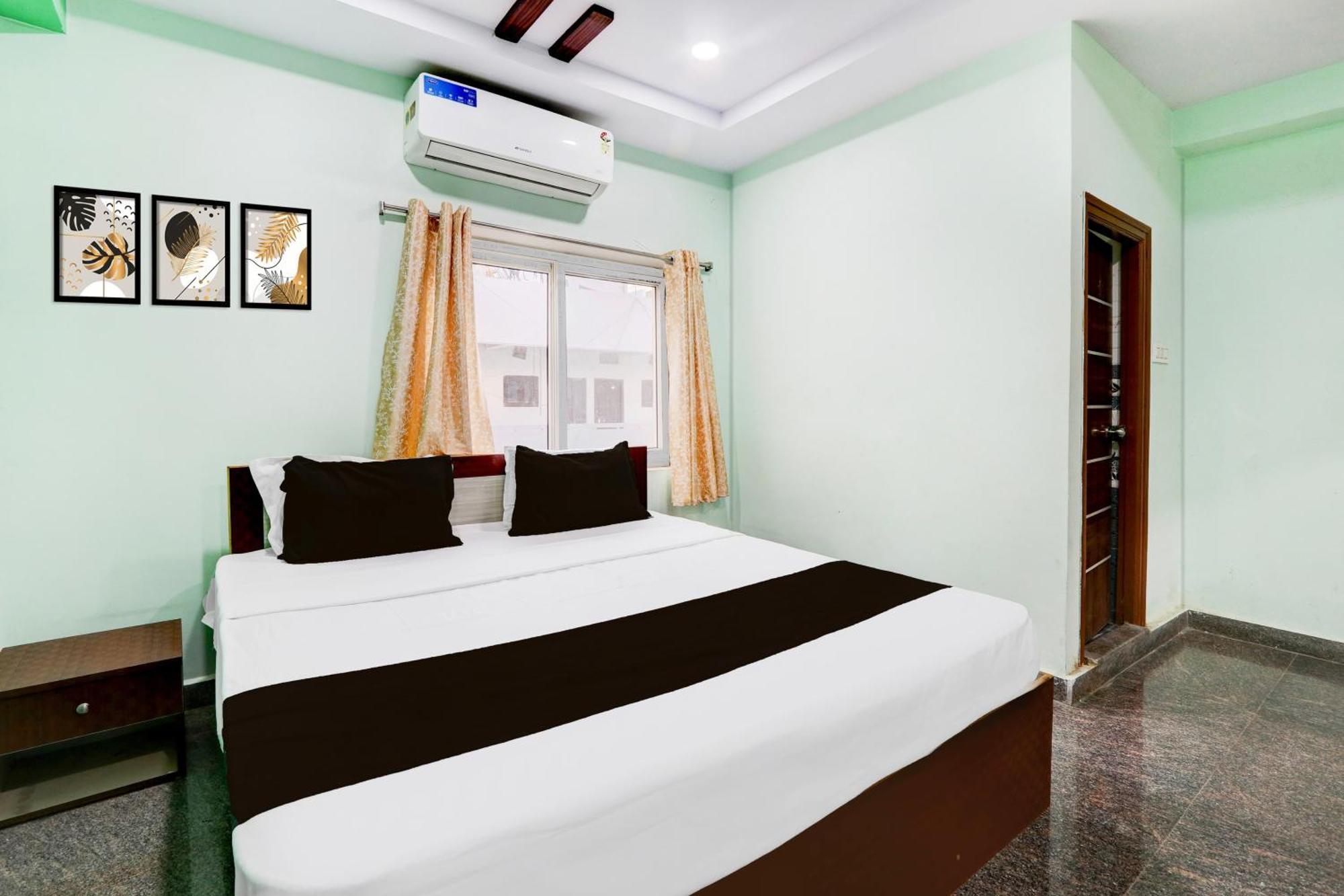 Hotel O Anoos Minarva Hyderabad Exterior foto