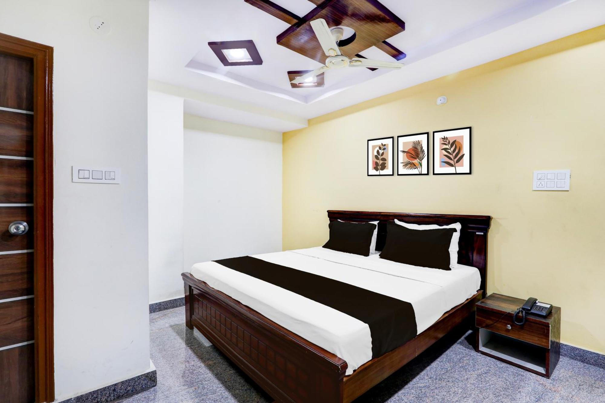 Hotel O Anoos Minarva Hyderabad Exterior foto